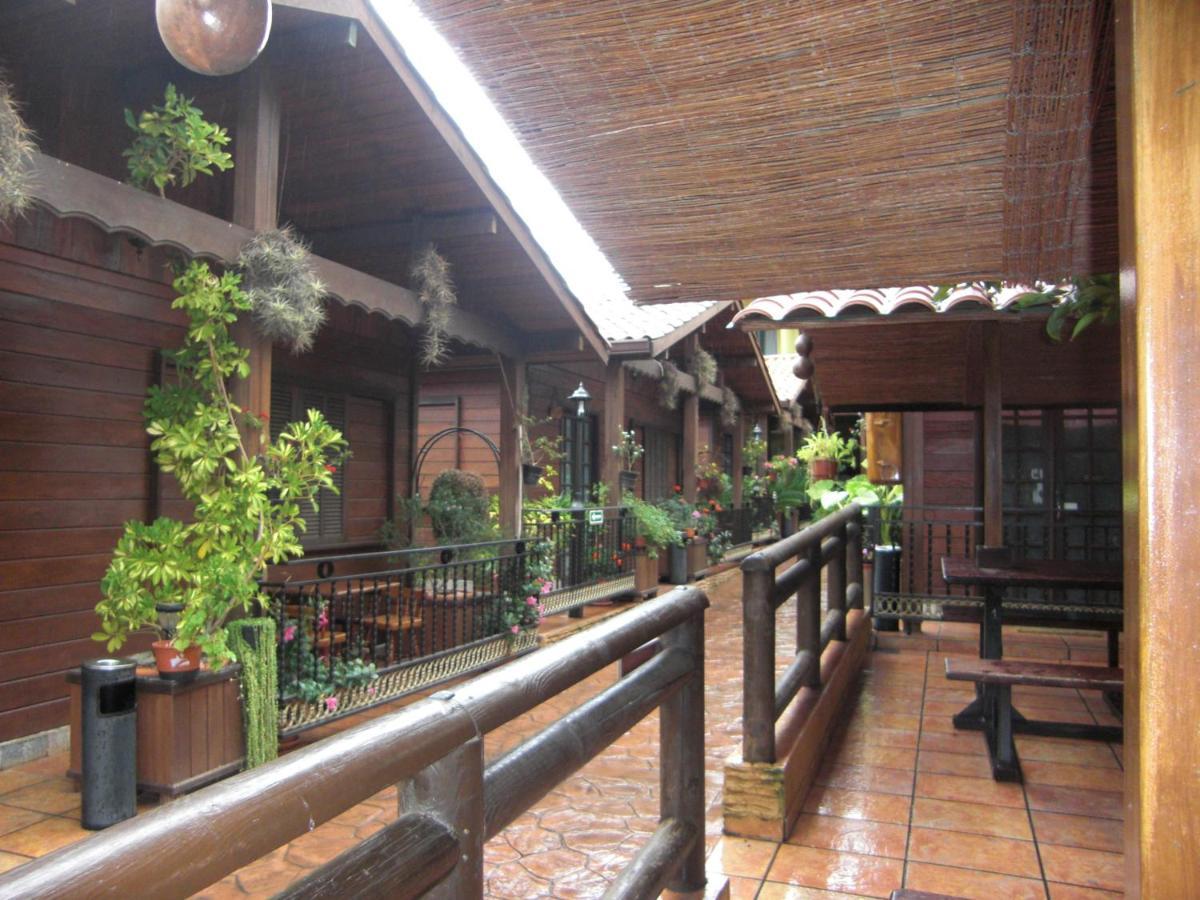 Cabanas Valle Verde Moya  Esterno foto